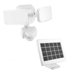 Brand new ✔️ New ✔️ 1000 Lumens 180° White Solar Powered Motion Activated Outdoor Integrated LED Flood Light by Defiant ✨ ⭐
